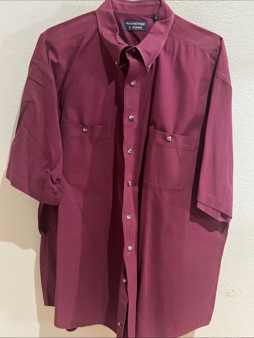 Roundtree & Yorke Men's Short Sleeve Button-Down Shirt - Deep Burgundy